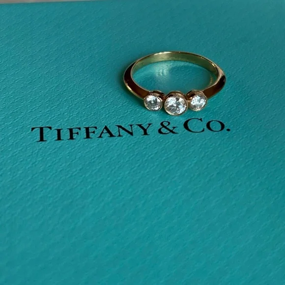 Tiffany & Co. 3 Diamond Milgrain Ring - Picture 1 of 6
